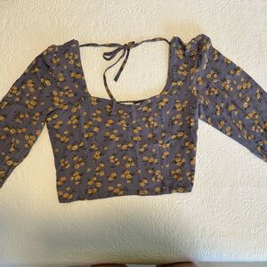 American Eagle Longsleeve Crop top